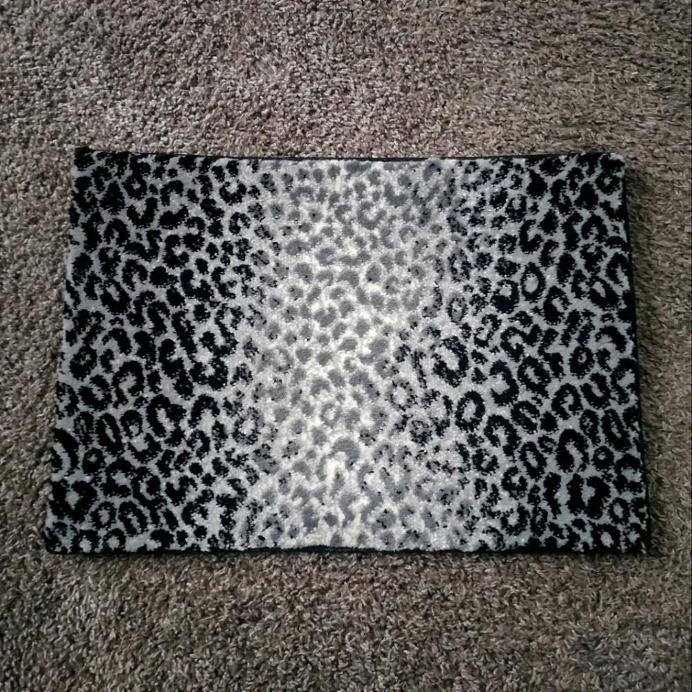 Bathroom mat